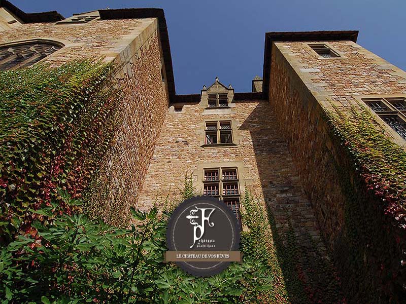 Château de Peufeilhoux_03190 VALLON EN SULLY_6